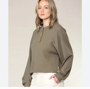 GOOD AMERICAN Black Scuba henley pullover top. Size 3/Large